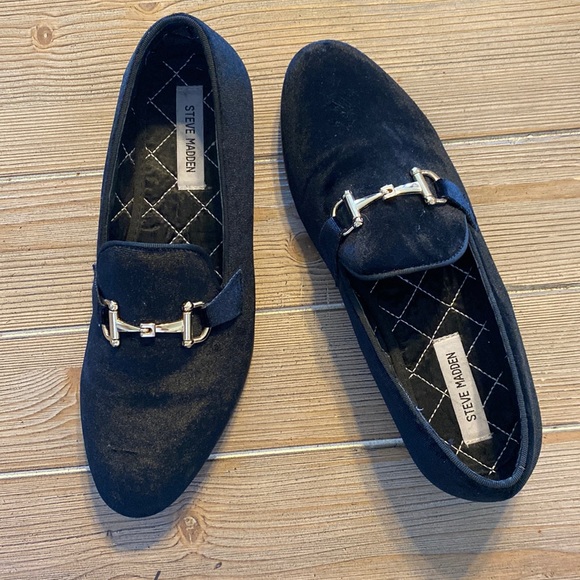 Steve Madden Coiné Black Velvet Loafers - Picture 2 of 11